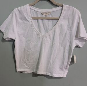 NEW Aeropostale Classic V-Neck Crop Top *E18